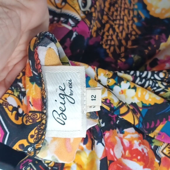 Beige By ECL size 12 Beaded intricate neck line, going down the front. EUC - Picture 6 of 7